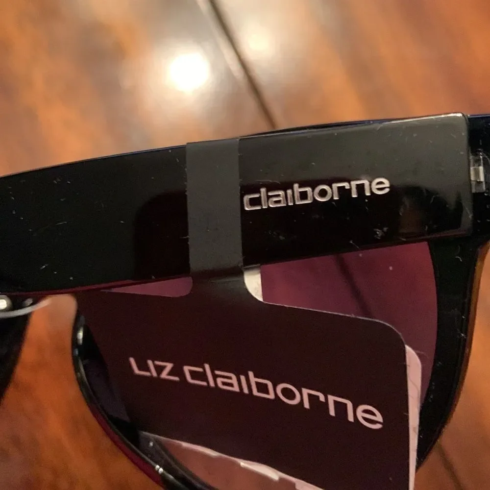NWT Liz Claiborne sunglasses black no flaws
